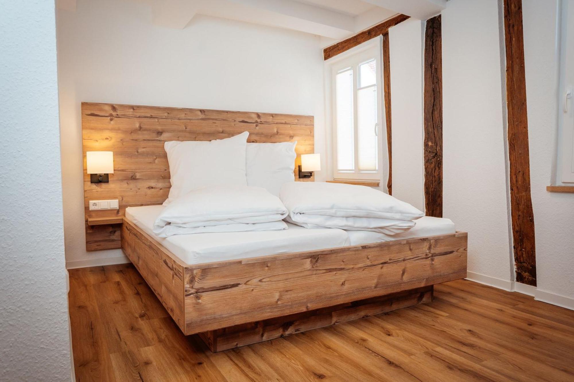 Bauernhaeusle Hotel Hessigheim Eksteriør billede